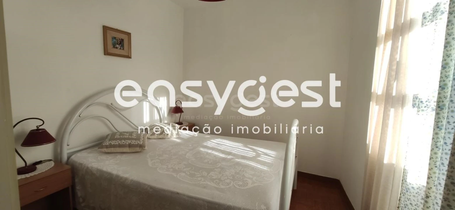 Moradia T5 para Venda em Figueira de Castelo Rodrigo Foto 10