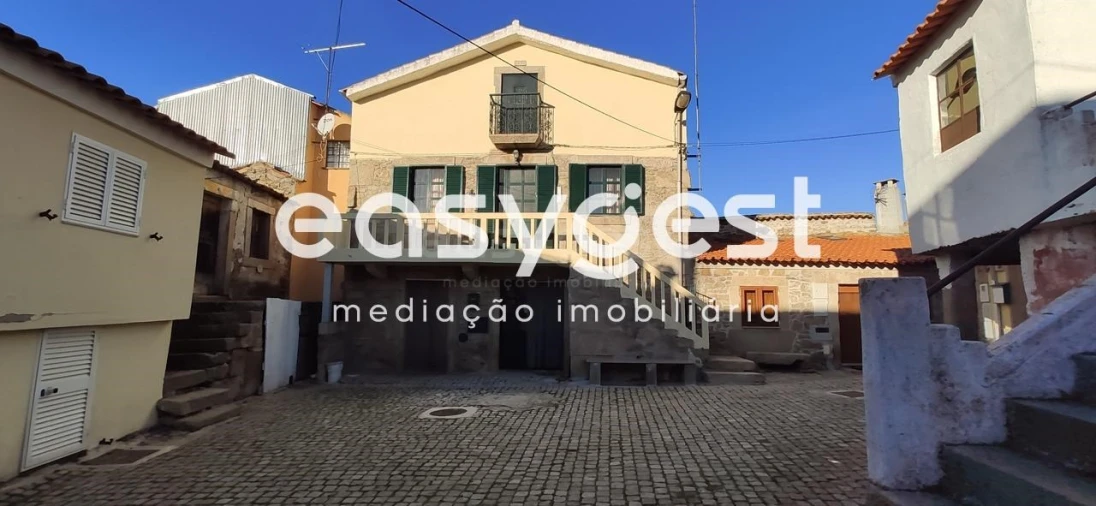 Moradia T5 para Venda em Figueira de Castelo Rodrigo