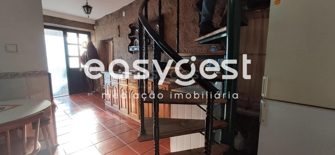 Moradia T5 para Venda em Figueira de Castelo Rodrigo Foto 7