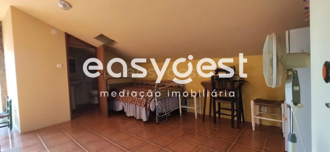 Moradia T5 para Venda em Figueira de Castelo Rodrigo Foto 12