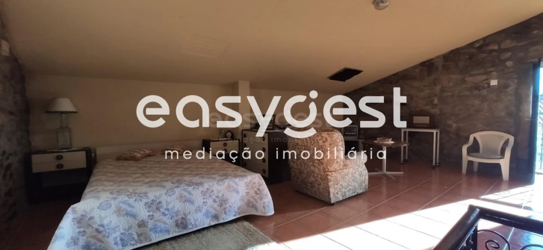 Moradia T5 para Venda em Figueira de Castelo Rodrigo Foto 13