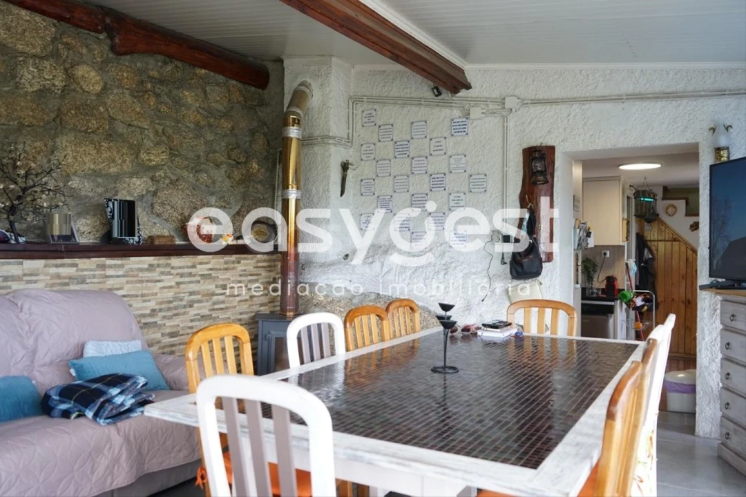 Terreno Misto para Venda em Rapa e Cadafaz Foto 3