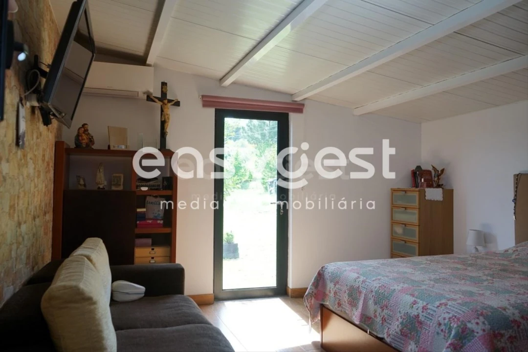 Terreno Misto para Venda em Rapa e Cadafaz Foto 18