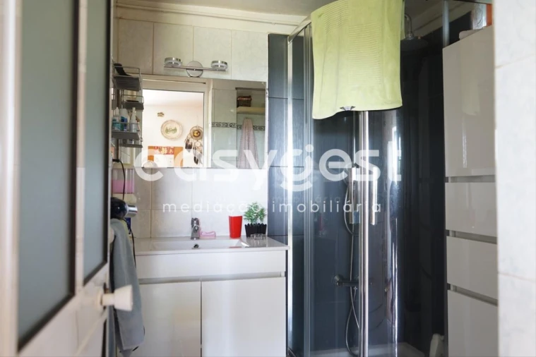 Terreno Misto para Venda em Rapa e Cadafaz Foto 10