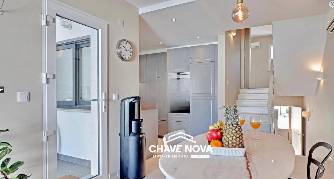 Moradia T3 para Arrendamento em Quarteira Foto 17