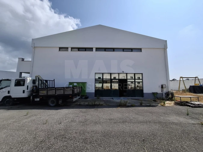 Loja para Venda em Alto do Seixalinho, Santo André e Verderena Foto 3