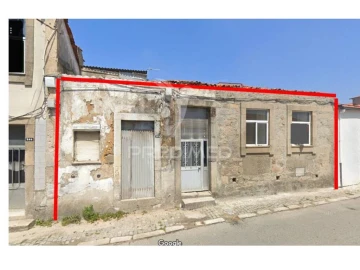 Moradia T3 para Venda em Mafamude e Vilar do Paraíso