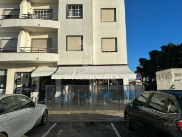 Loja para Venda em Achete, Azoia de Baixo e Póvoa de Santarém