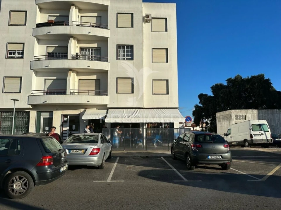 Loja para Venda em Achete, Azoia de Baixo e Póvoa de Santarém Foto 2