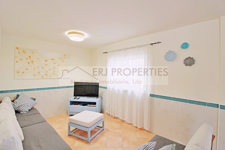 Moradia T4 para Venda em Altura Foto 10