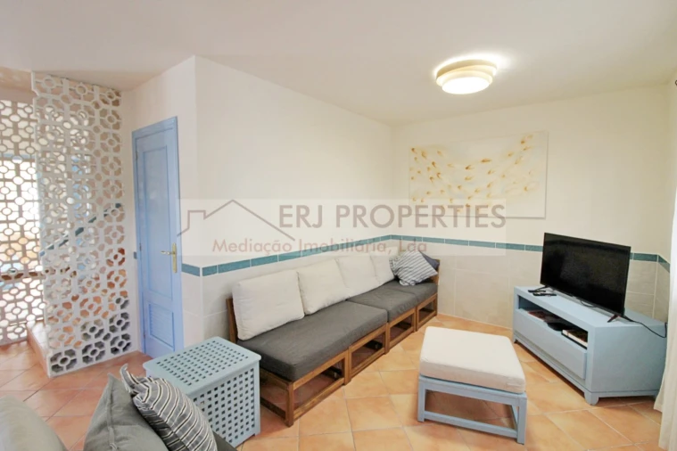 Moradia T4 para Venda em Altura Foto 12