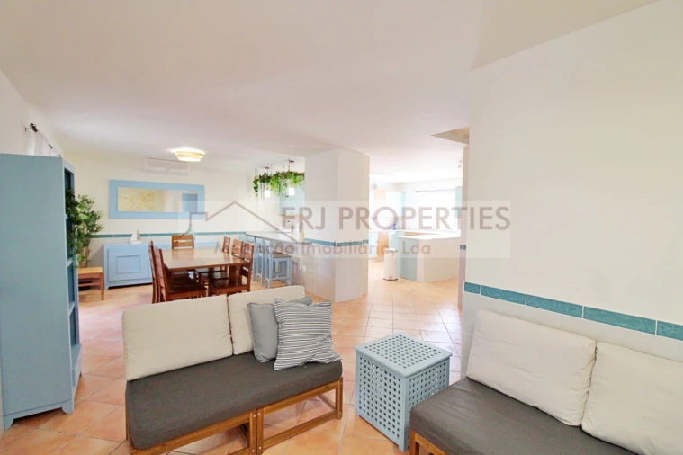 Moradia T4 para Venda em Altura Foto 11