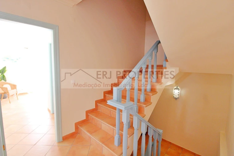 Moradia T4 para Venda em Altura Foto 20