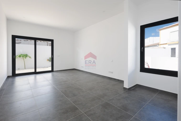 Moradia T3 para Venda em São Brás de Alportel Foto 13