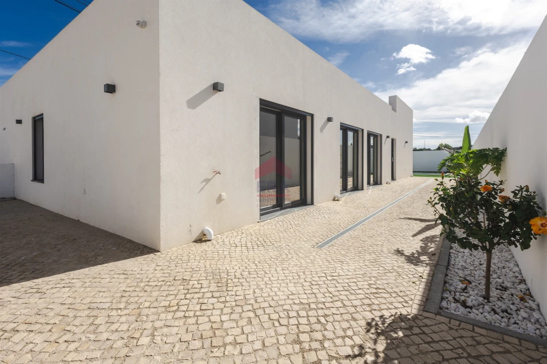 Moradia T3 para Venda em São Brás de Alportel Foto 20