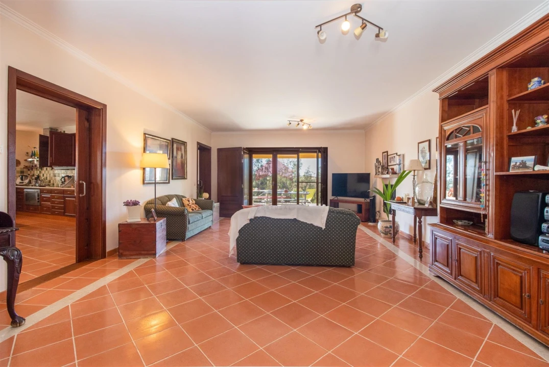 Moradia T4 para Venda em São Brás de Alportel Foto 3