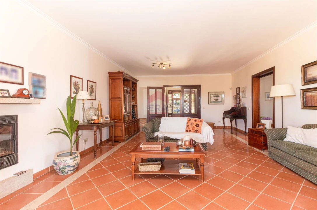 Moradia T4 para Venda em São Brás de Alportel Foto 2