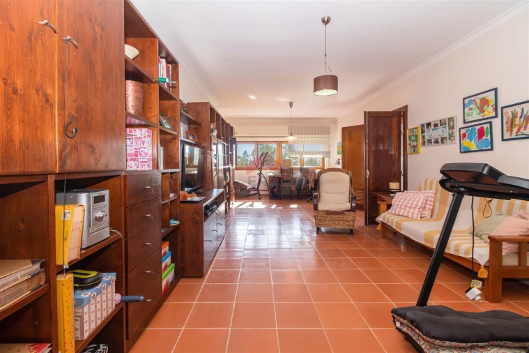 Moradia T4 para Venda em São Brás de Alportel Foto 8