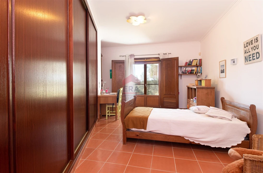 Moradia T4 para Venda em São Brás de Alportel Foto 13