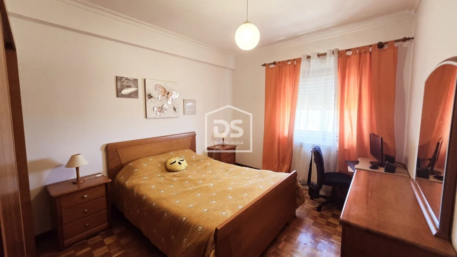 Apartamento T2 para Venda em Guarda Foto 19