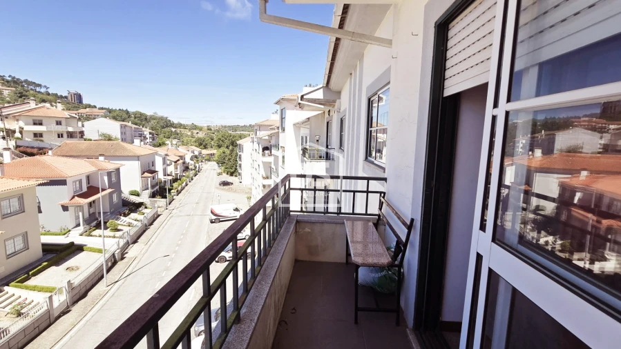 Apartamento T2 para Venda em Guarda Foto 12