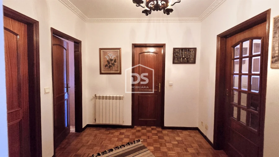 Apartamento T2 para Venda em Guarda Foto 4