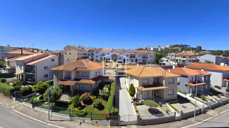 Apartamento T2 para Venda em Guarda Foto 13