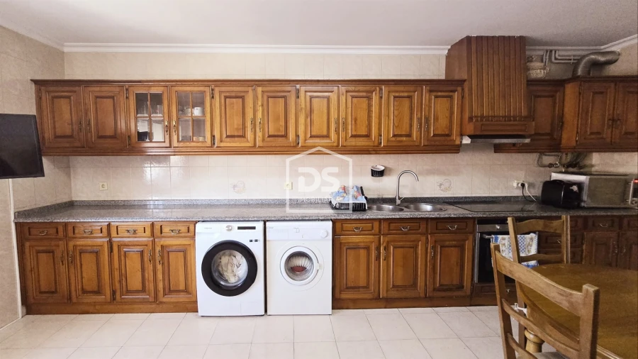 Apartamento T2 para Venda em Guarda Foto 5