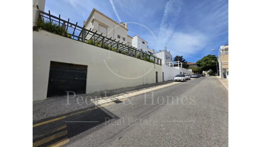 Moradia T7 para Venda em Areeiro Foto 40