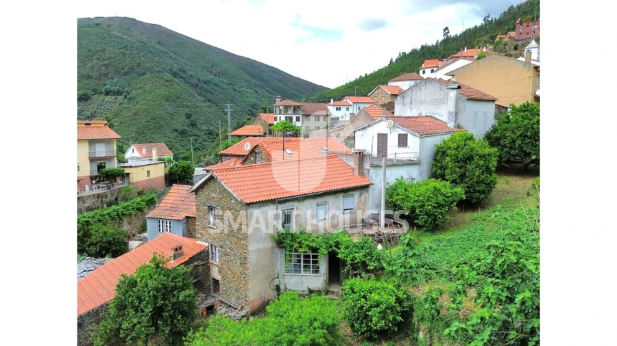 Moradia T2 para Venda em Pomares