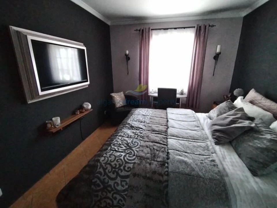 Apartamento T1 para Venda em Albufeira e Olhos de Água Foto 12