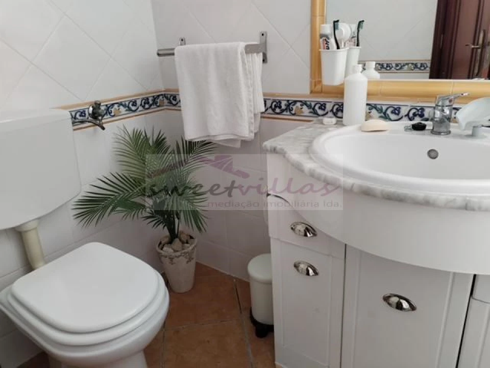 Apartamento T1 para Venda em Albufeira e Olhos de Água Foto 14