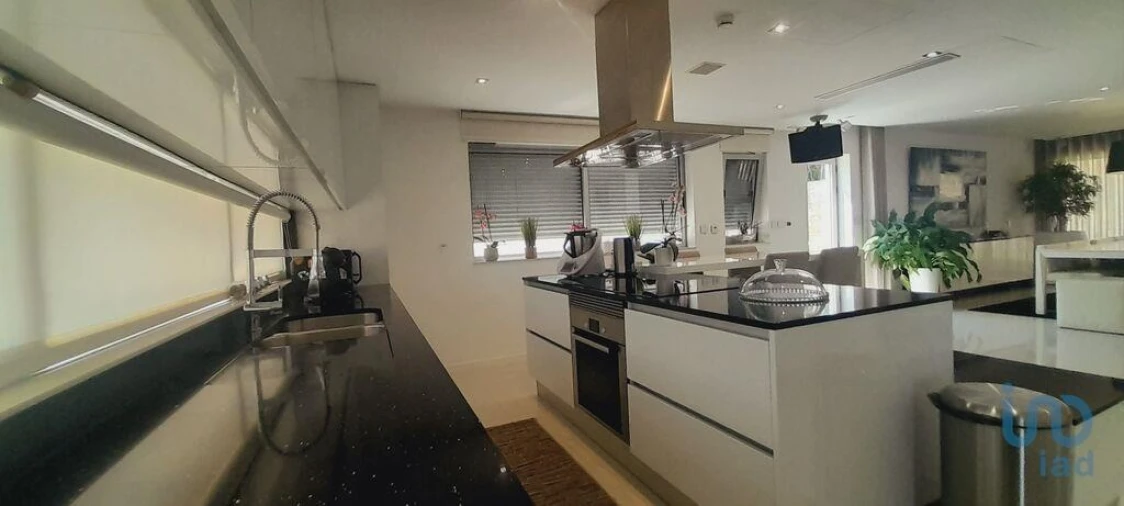 Moradia T3 para Venda em Grade e Carralcova Foto 11