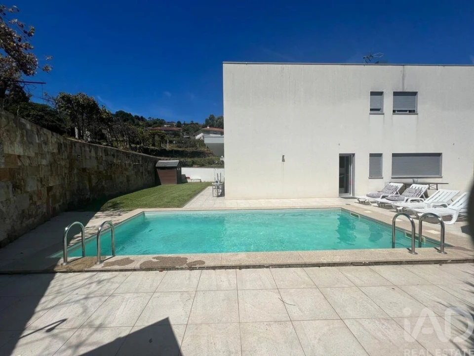 Moradia T3 para Venda em Grade e Carralcova Foto 23