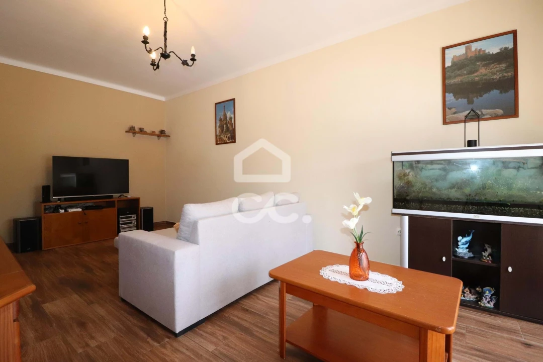 Moradia T3 para Venda em Vila Nova da Barquinha Foto 8