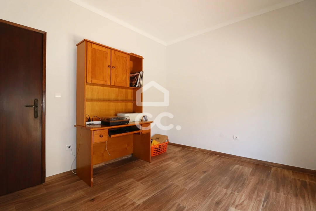 Moradia T3 para Venda em Vila Nova da Barquinha Foto 12