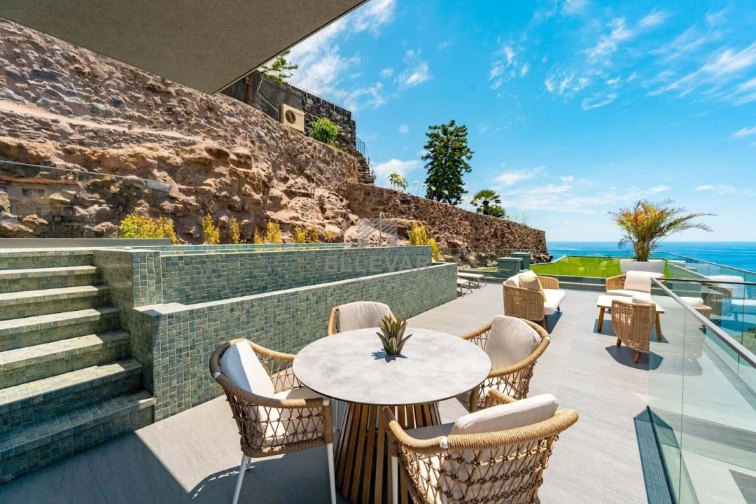 Apartamento T2 para Venda em Calheta Foto 6