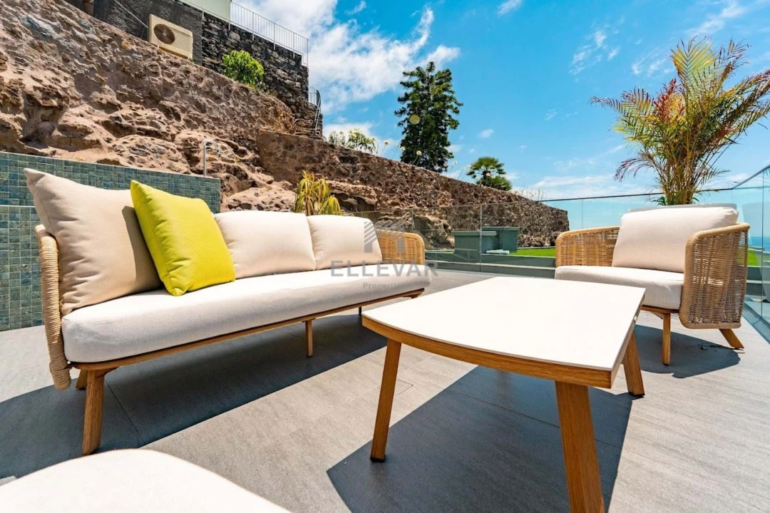 Apartamento T2 para Venda em Calheta Foto 4