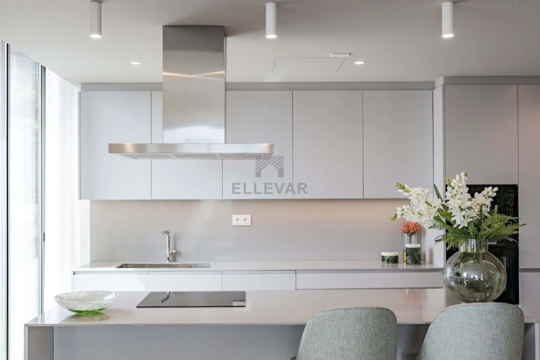 Apartamento T2 para Venda em Calheta Foto 12