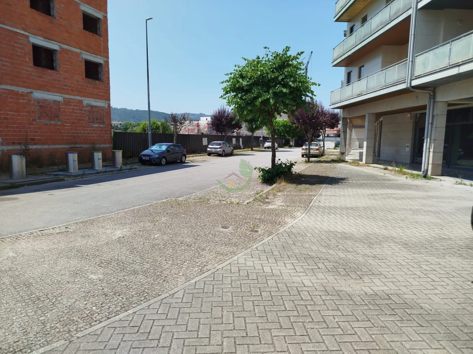 Apartamento T3 para Venda em Vila Verde e Barbudo Foto 27