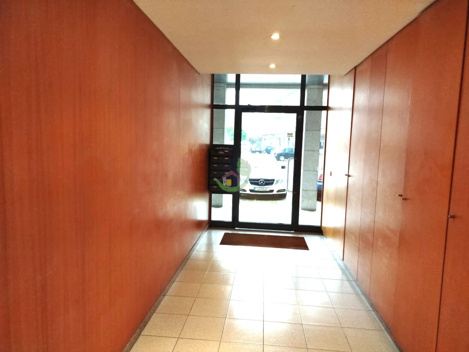 Apartamento T3 para Venda em Vila Verde e Barbudo Foto 32