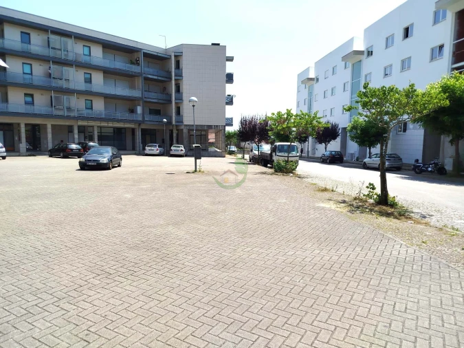 Apartamento T3 para Venda em Vila Verde e Barbudo Foto 4