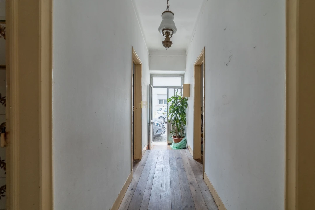 Moradia T3 para Venda em Marvila, Ribeira Santarém, São Salvador, São Nicolau Foto 6