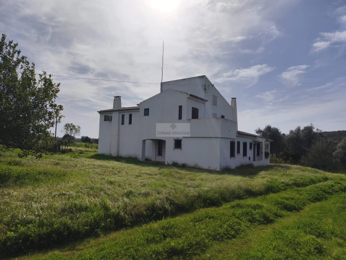 Quinta T6 para Venda em Lagos (São Sebastião e Santa Maria) Foto 3