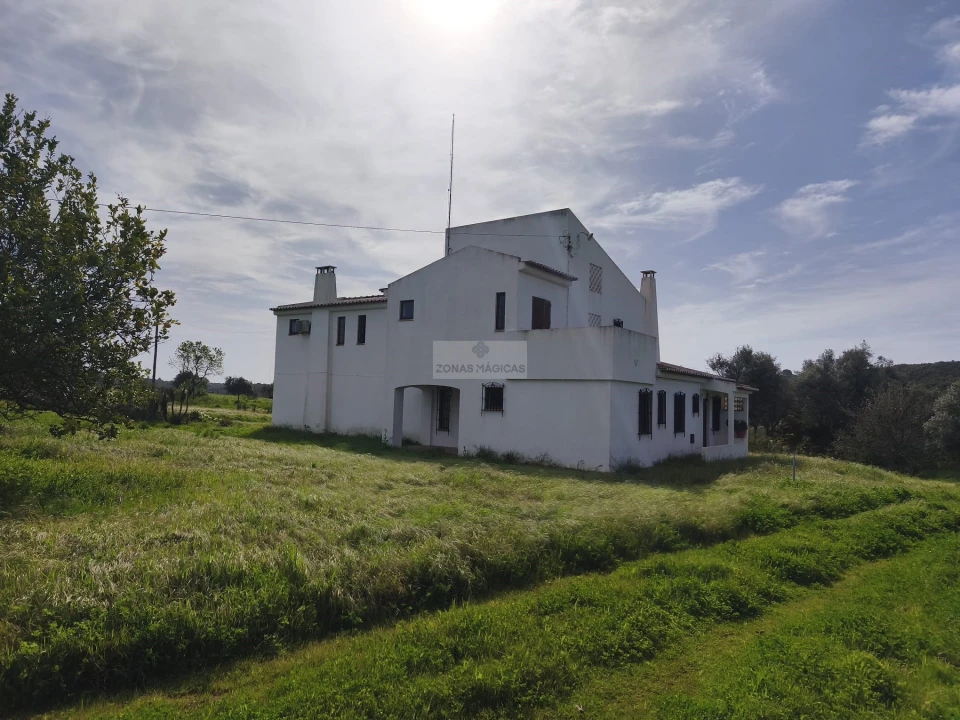 Quinta T6 para Venda em Lagos (São Sebastião e Santa Maria) Foto 3