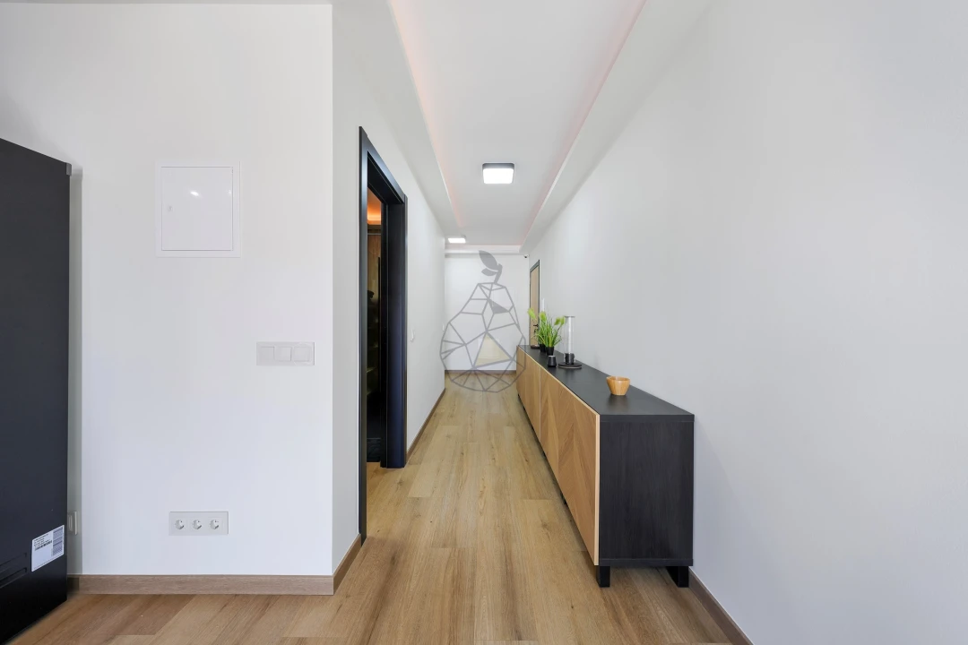 Apartamento T2 para Venda em Estômbar e Parchal Foto 40