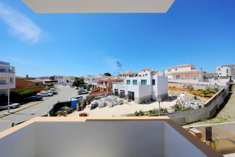 Apartamento T2 para Venda em Estômbar e Parchal Foto 26