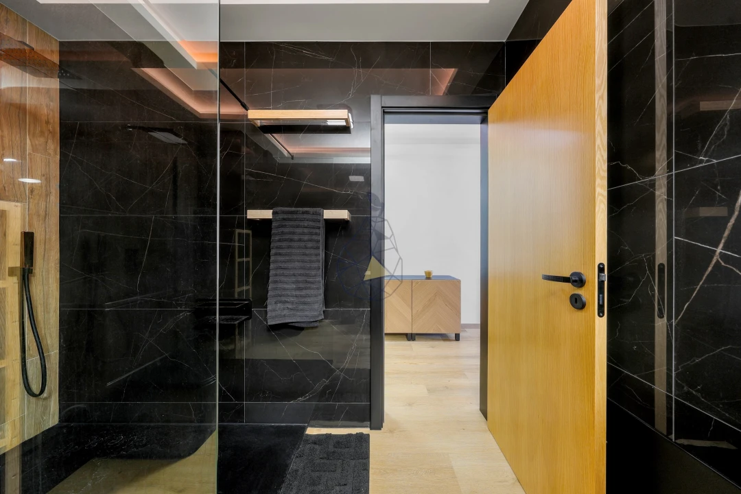 Apartamento T2 para Venda em Estômbar e Parchal Foto 21