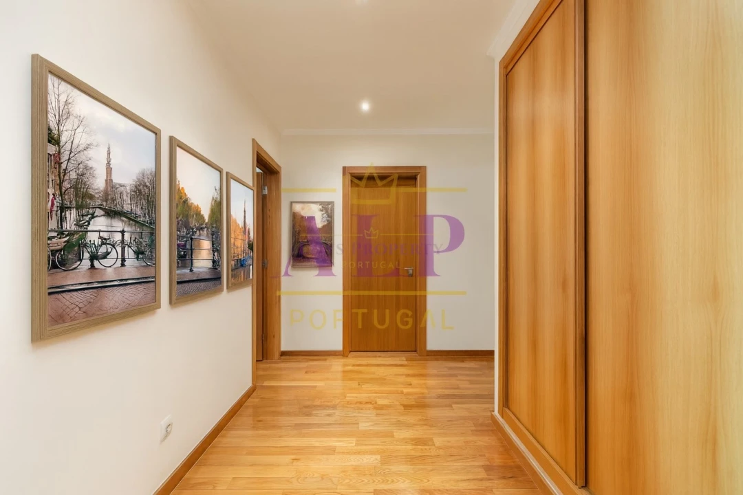 Apartamento T4 para Venda em Lagos (São Sebastião e Santa Maria) Foto 19