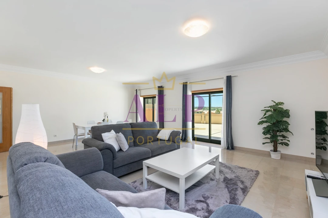 Apartamento T4 para Venda em Lagos (São Sebastião e Santa Maria) Foto 9